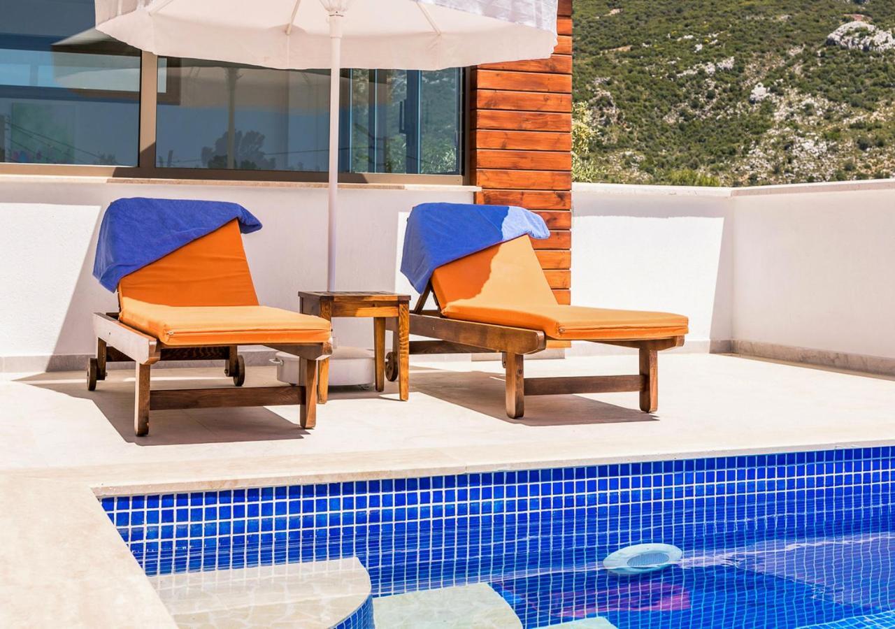 Villa 1 Sleeps 2 Honeymoon Isolated Infinity-Villa Orkide Uzumlu  エクステリア 写真