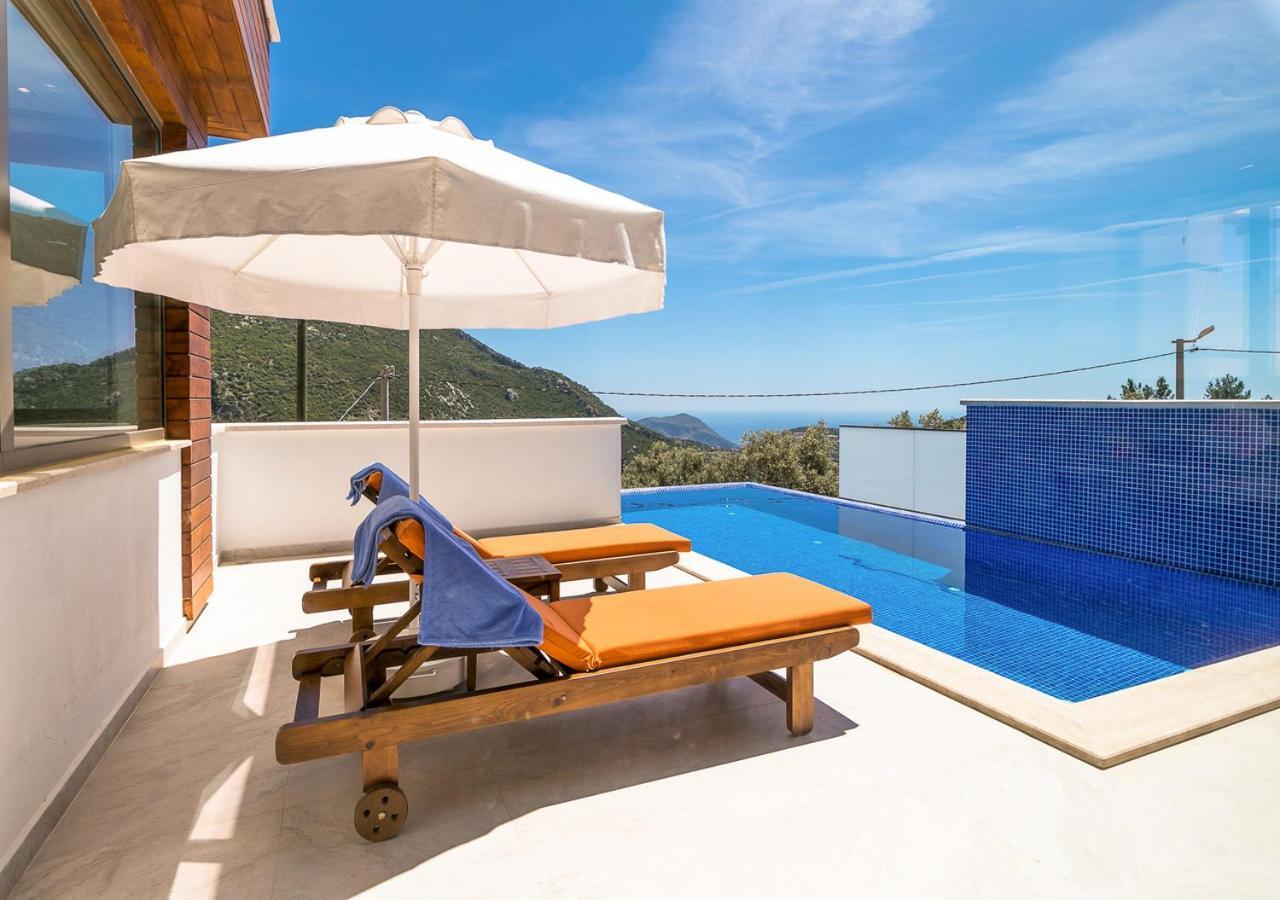Villa 1 Sleeps 2 Honeymoon Isolated Infinity-Villa Orkide Uzumlu  エクステリア 写真