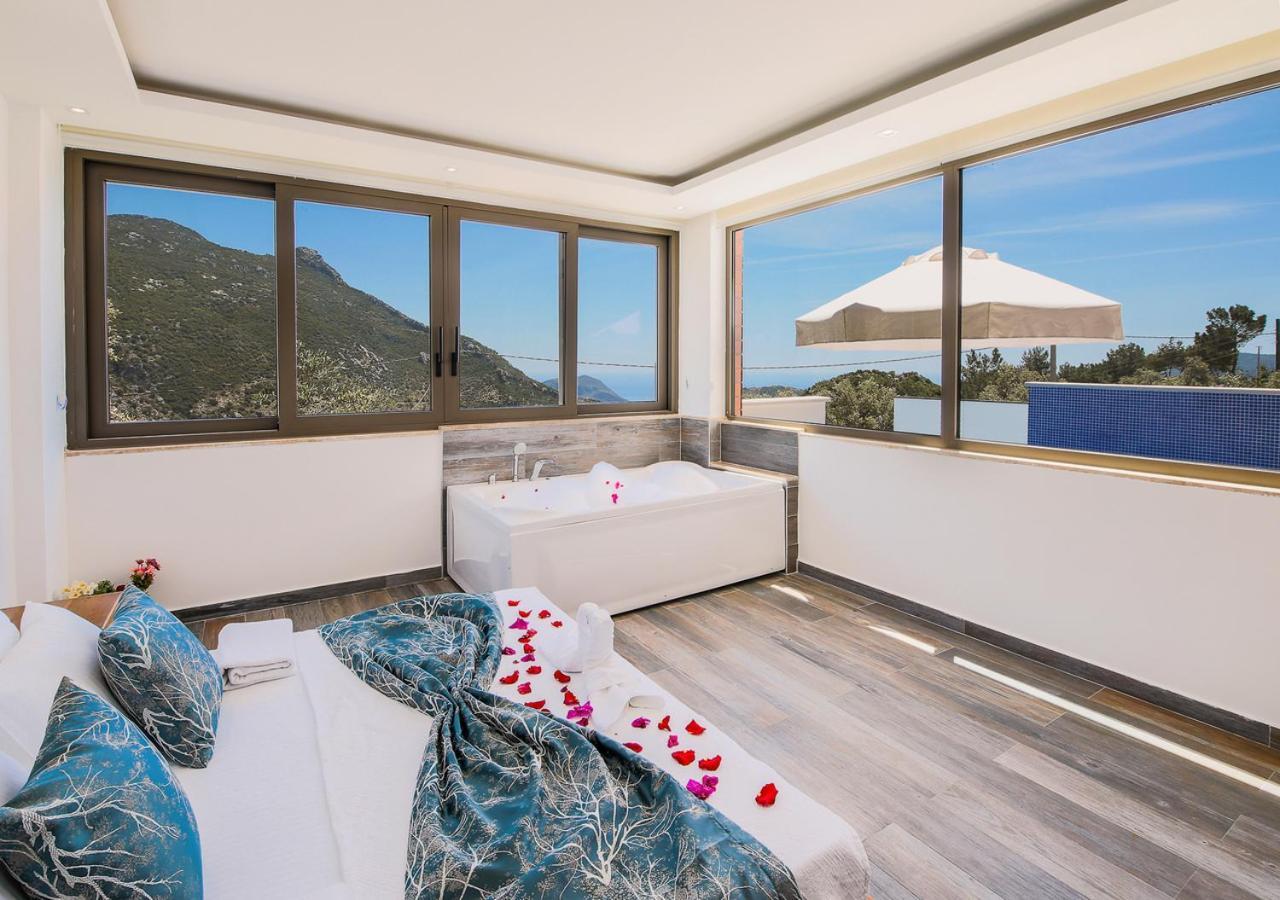 Villa 1 Sleeps 2 Honeymoon Isolated Infinity-Villa Orkide Uzumlu  エクステリア 写真