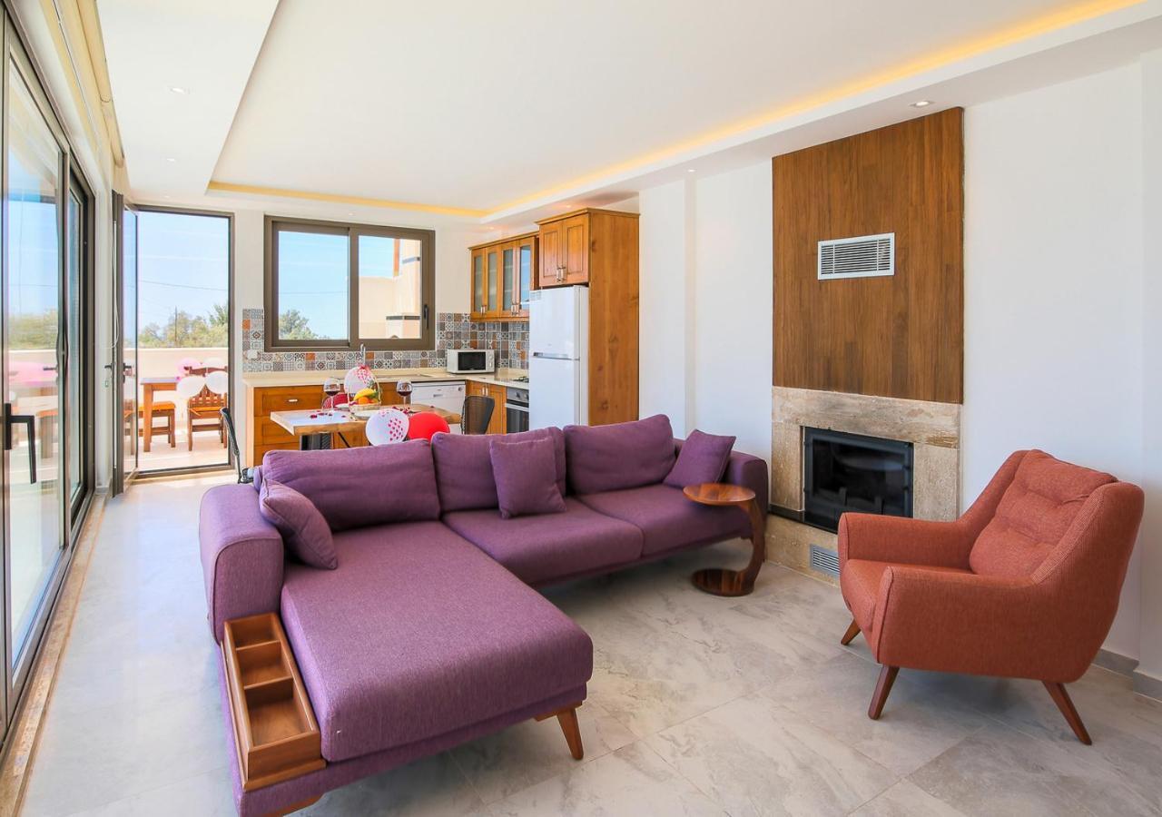Villa 1 Sleeps 2 Honeymoon Isolated Infinity-Villa Orkide Uzumlu  エクステリア 写真