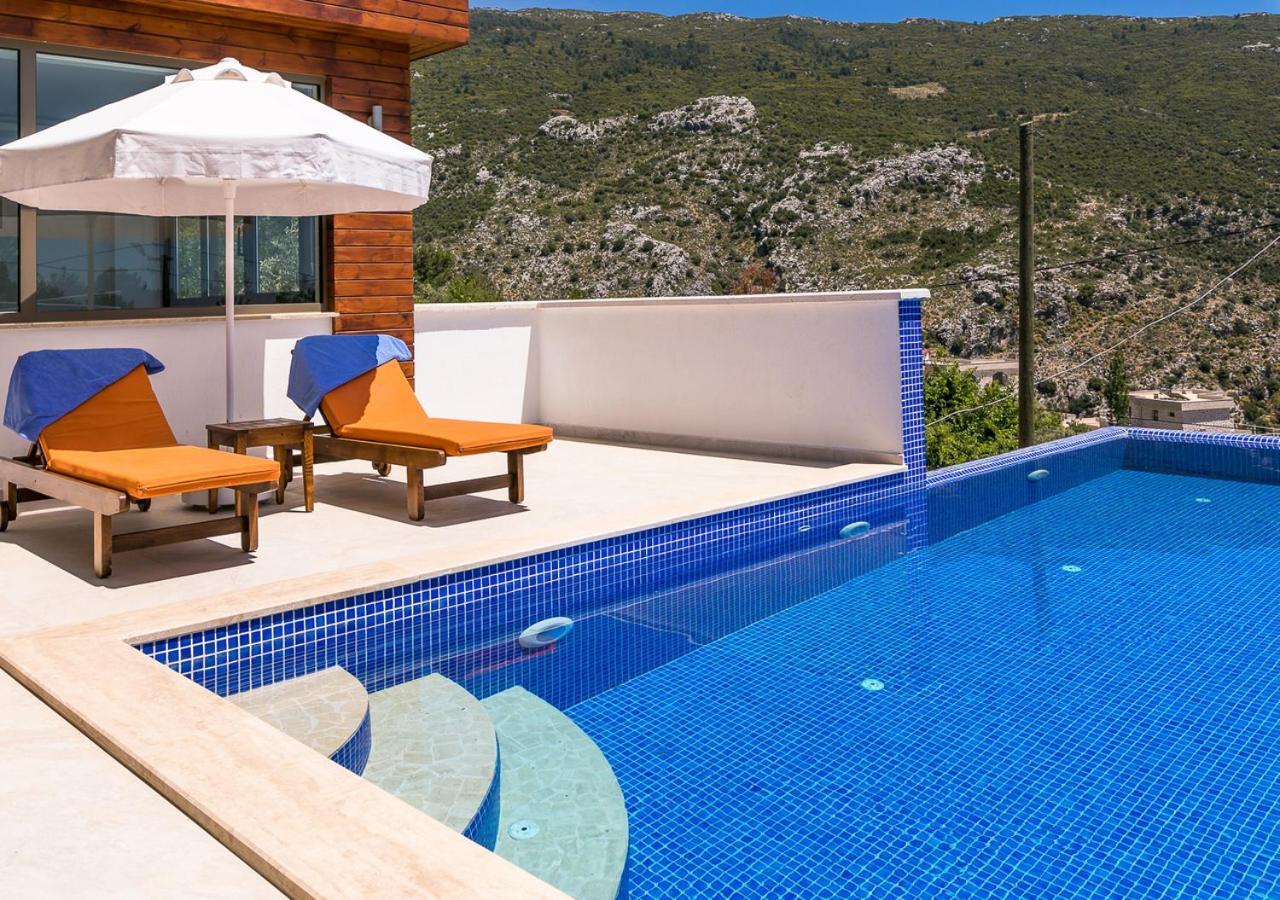 Villa 1 Sleeps 2 Honeymoon Isolated Infinity-Villa Orkide Uzumlu  エクステリア 写真