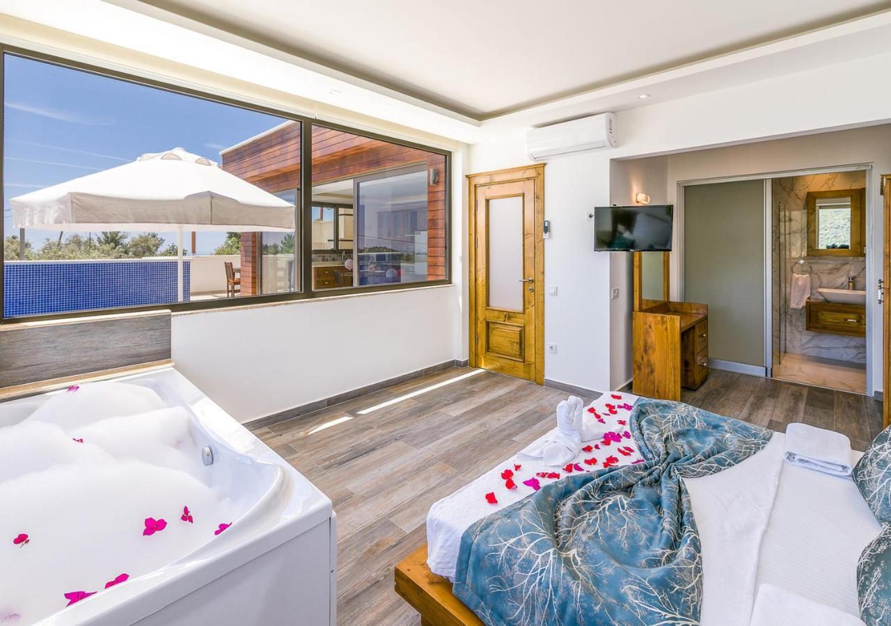 Villa 1 Sleeps 2 Honeymoon Isolated Infinity-Villa Orkide Uzumlu  エクステリア 写真