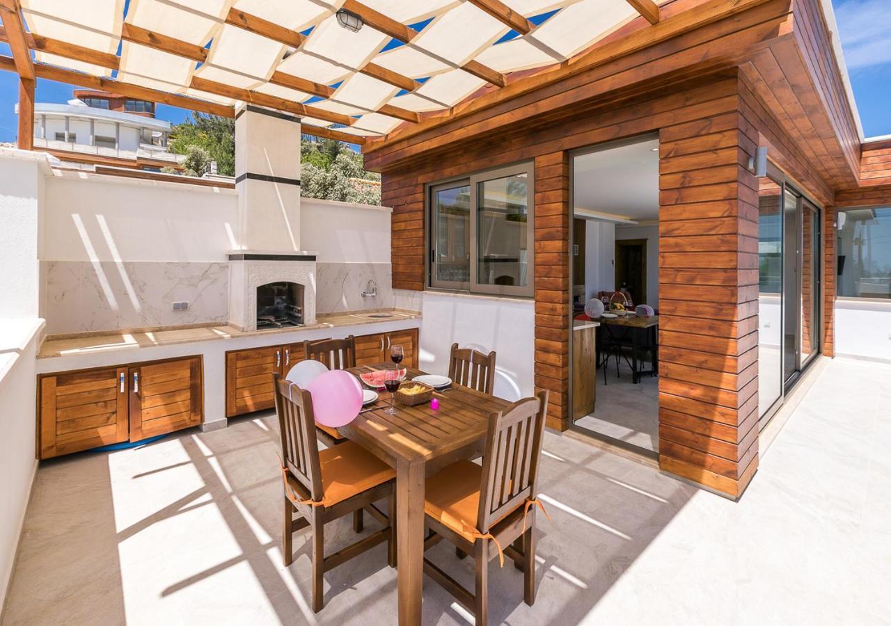 Villa 1 Sleeps 2 Honeymoon Isolated Infinity-Villa Orkide Uzumlu  エクステリア 写真