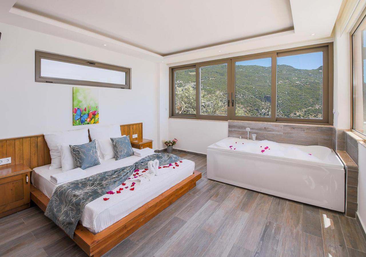 Villa 1 Sleeps 2 Honeymoon Isolated Infinity-Villa Orkide Uzumlu  エクステリア 写真