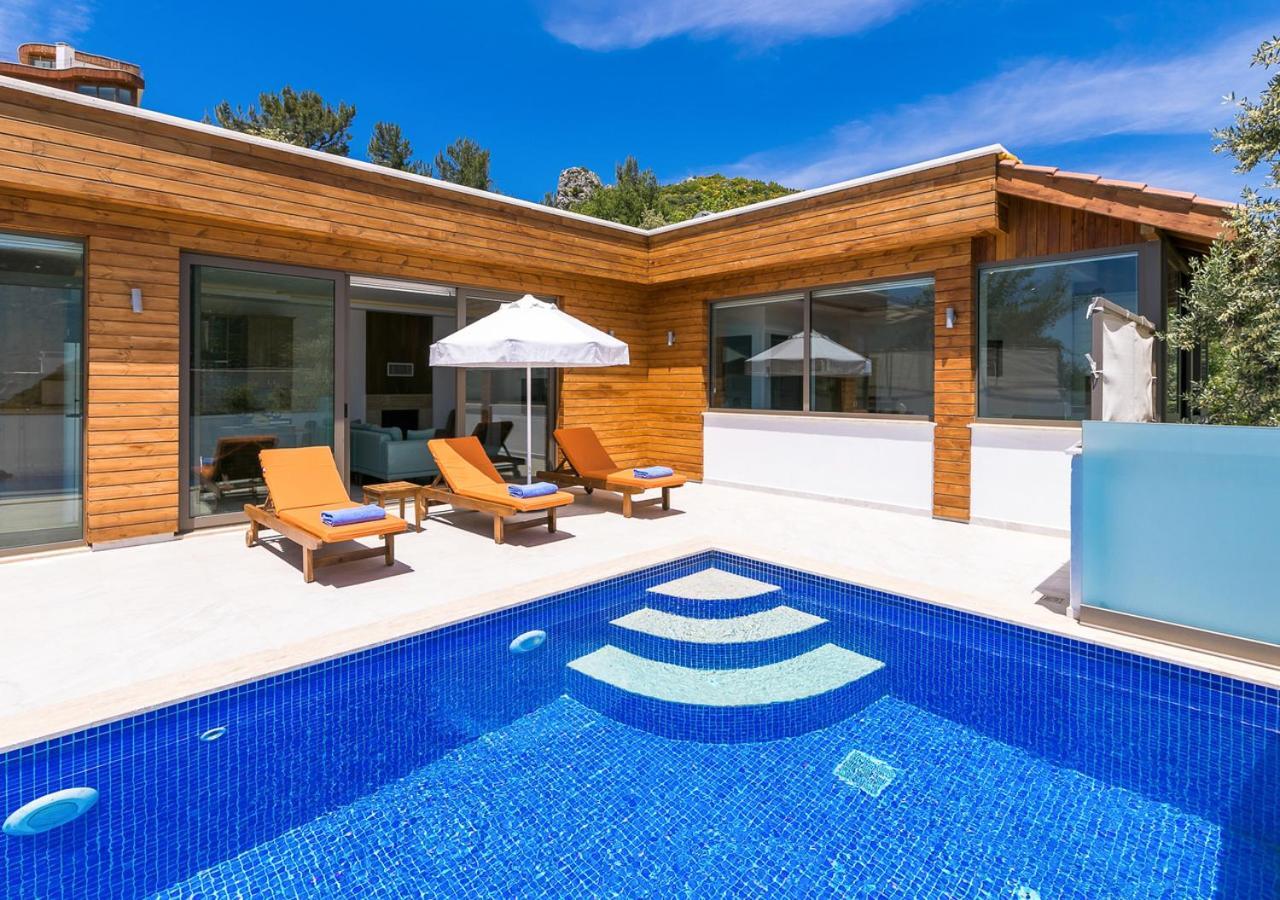 Villa 1 Sleeps 2 Honeymoon Isolated Infinity-Villa Orkide Uzumlu  エクステリア 写真